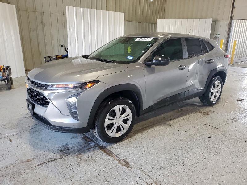 CHEVROLET TRAX LS 2024 with VIN KL77LFE27RC212292 - Photo from auction