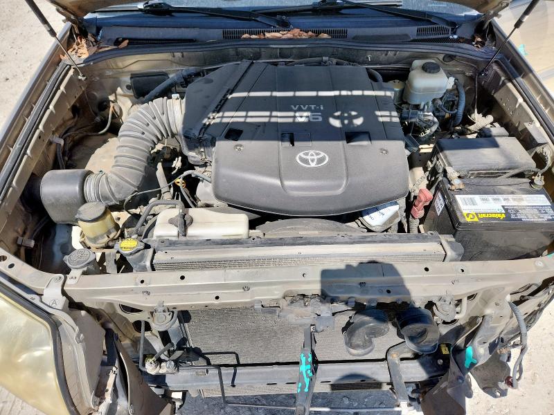 Photo 12 from auction – 2005 TOYOTA 4RUNNER SR5 with VIN JTEZU14R950063952