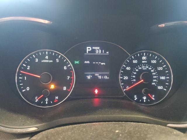 Photo 9 from auction – 2017 KIA FORTE LX with VIN 3KPFK4A7XHE108684