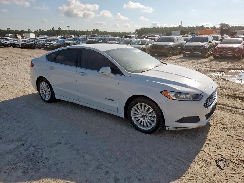 Photo 4 from auction – 2015 FORD FUSION SE with VIN 3FA6P0LU7FR120137
