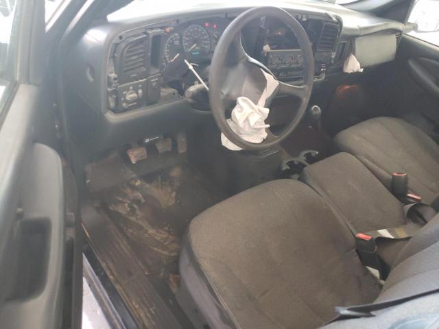 Photo 8 from auction – 2001 CHEVROLET SILVERADO with VIN 1GCEC14W01Z329456