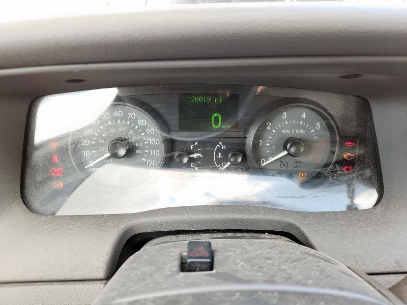Photo 9 from auction – 2008 MERCURY GRAND MARQ with VIN 2MEFM75V18X631301