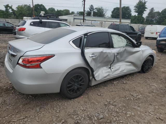 Photo 3 from auction – 2015 NISSAN ALTIMA 2.5 with VIN 1N4AL3AP0FN382671