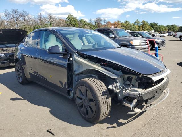 Zdjęcie 4 z aukcji – 2025 TESLA MODEL Y z VIN 7SAYGDEDXSF227639