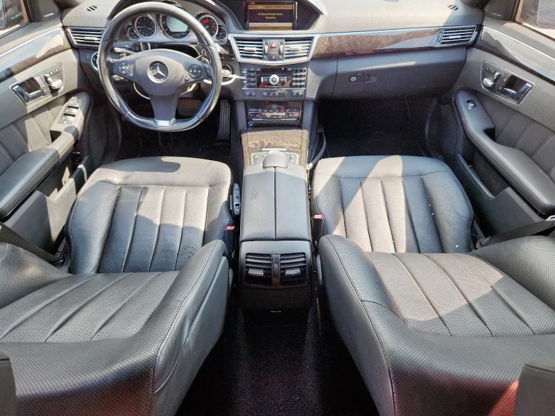 Photo 8 from auction – 2010 MERCEDES-BENZ E 550 with VIN WDDHF7CB3AA233671
