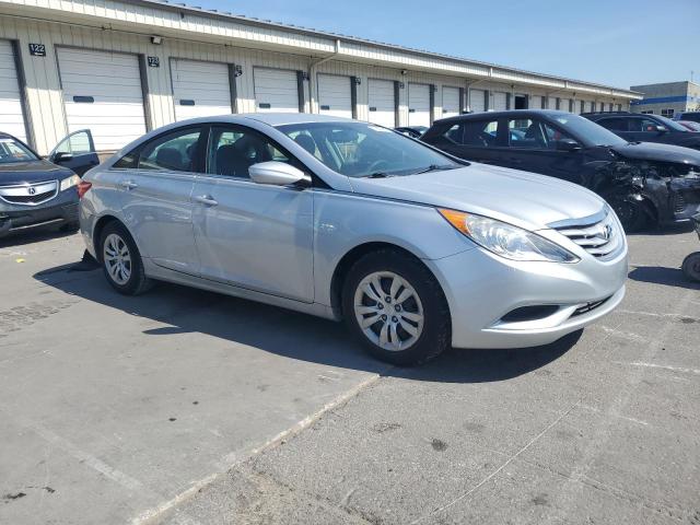 Photo 4 from auction – 2013 HYUNDAI SONATA GLS with VIN 5NPEB4AC9DH560320