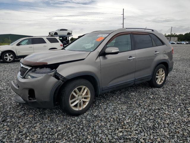 KIA SORENTO LX 2015 with VIN 5XYKT4A60FG591914 - Photo from auction