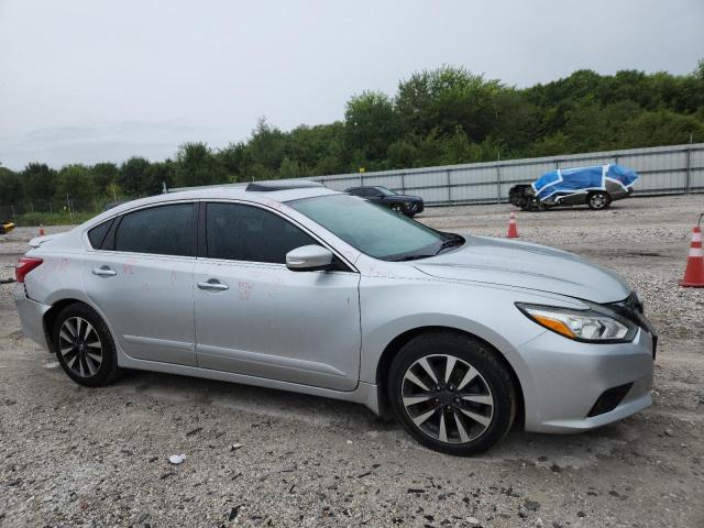 Photo 4 from auction – 2017 NISSAN ALTIMA 2.5 with VIN 1N4AL3AP7HC122024