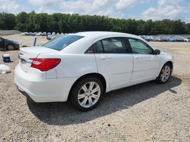 Photo 3 from auction – 2012 CHRYSLER 200 LX with VIN 1C3CCBAB4CN317016