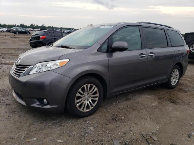 Photo 1 from auction – 2017 TOYOTA SIENNA XLE with VIN 5TDYZ3DC6HS777905