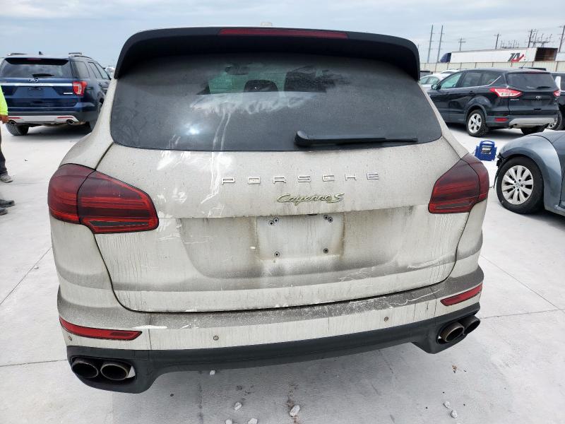Photo 6 from auction – 2016 PORSCHE CAYENNE SE with VIN WP1AE2A23GLA62064