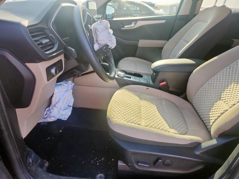 Photo 7 from auction – 2020 FORD ESCAPE SE with VIN 1FMCU0G68LUA54974