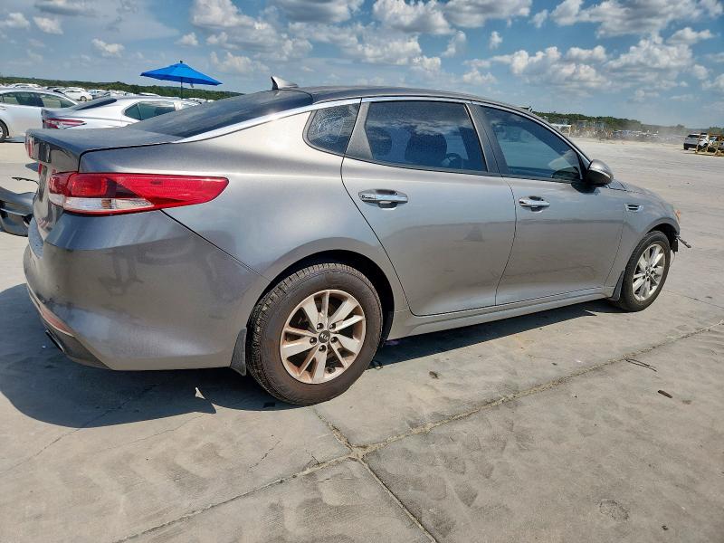 Photo 3 from auction – 2017 KIA OPTIMA with VIN 5XXGT4L30HG173594