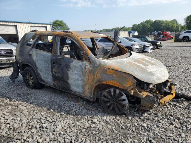 Photo 4 from auction – 2011 KIA SORENTO EX with VIN 5XYKUCA19BG136727
