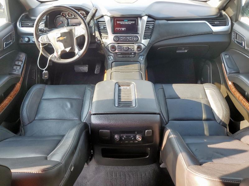 Photo 8 from auction – 2019 CHEVROLET SUBURBAN with VIN 1GNSKJKJ2KR242552
