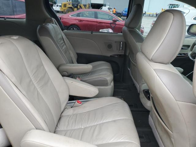 Photo 11 from auction – 2011 TOYOTA SIENNA XLE with VIN 5TDYK3DC7BS074437