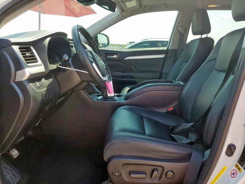 Photo 7 from auction – 2019 TOYOTA HIGHLANDER with VIN 5TDKZRFH2KS553989