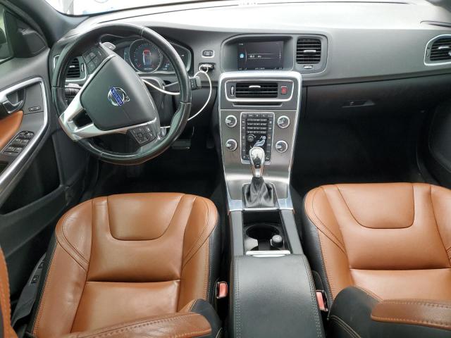 Photo 8 from auction – 2016 VOLVO S60 PREMIE with VIN YV126MFK2G1399273
