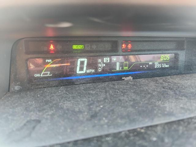 Photo 9 from auction – 2013 TOYOTA PRIUS V with VIN JTDZN3EU5D3274899