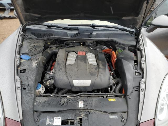 Photo 12 from auction – 2012 PORSCHE CAYENNE S with VIN WP1AE2A23CLA92725
