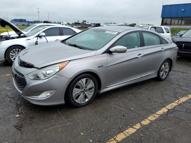 HYUNDAI SONATA HYB 2013 with VIN KMHEC4A44DA093686 - Photo from auction