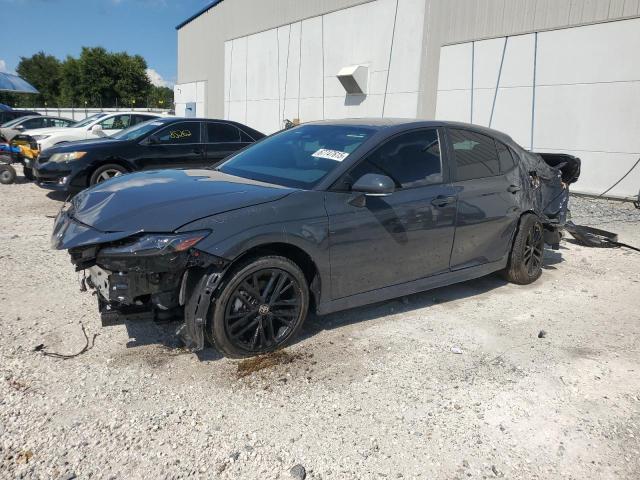 TOYOTA CAMRY XSE 2025 with VIN 4T1DAACK2SU090499 - Photo from auction
