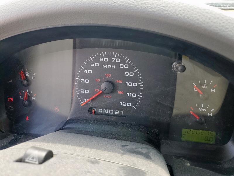 Photo 9 from auction – 2005 FORD F150 with VIN 1FTRF12W85KC59702