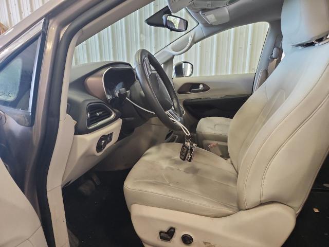 Photo 7 from auction – 2017 CHRYSLER PACIFICA L with VIN 2C4RC1CG1HR537250