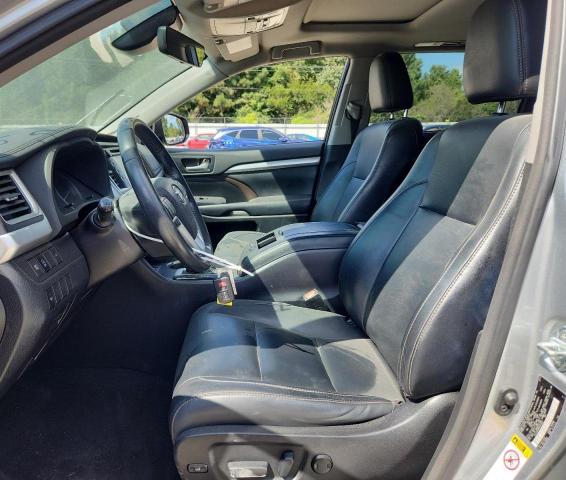 Foto 7 de la subasta – 2017 TOYOTA HIGHLANDER con VIN 5TDJZRFH6HS449557