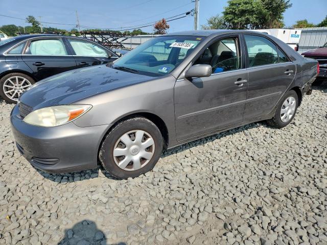 TOYOTA CAMRY LE 2002 with VIN 4T1BE32K92U549374 - Photo from auction