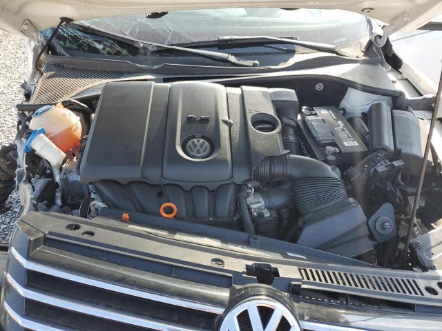 Photo 11 from auction – 2012 VOLKSWAGEN PASSAT S with VIN 1VWAP7A33CC009941