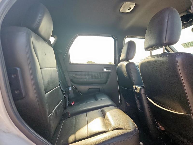 Photo 11 from auction – 2010 FORD ESCAPE LIMITED with VIN 1FMCU0EG4AKD34962