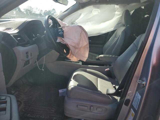 Photo 7 from auction – 2020 HONDA PILOT TOURING with VIN 5FNYF6H92LB065820