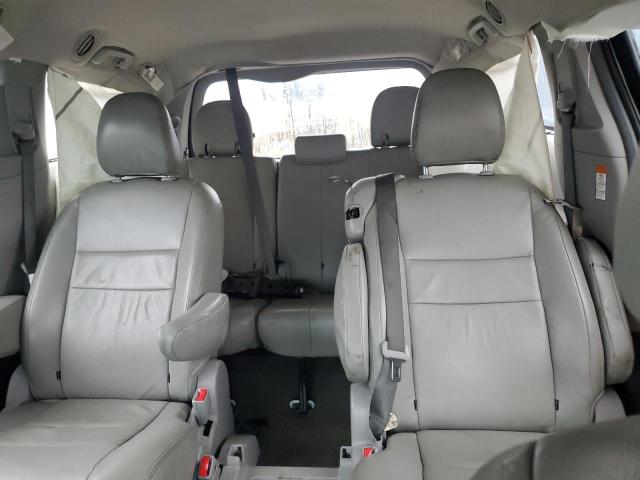 Photo 10 from auction – 2017 TOYOTA SIENNA LE with VIN 5TDKZ3DC6HS823609