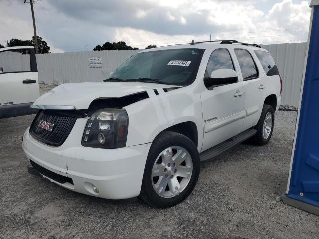 GMC YUKON 2007 with VIN 1GKFC13J87R305395 - Photo from auction