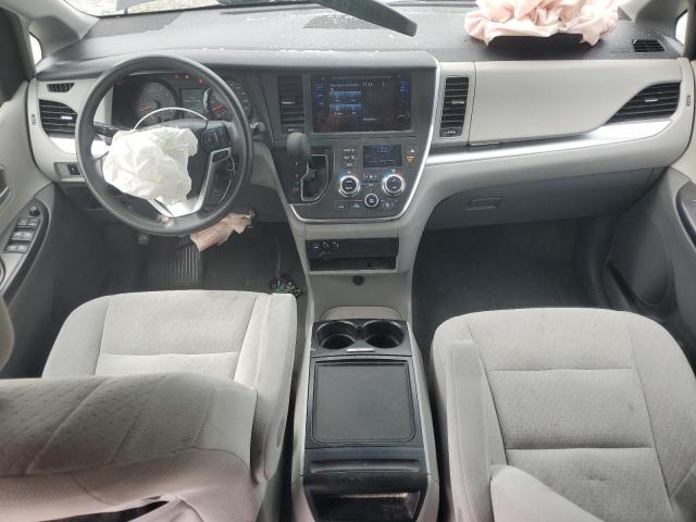 Photo 8 from auction – 2015 TOYOTA SIENNA LE with VIN 5TDJK3DC3FS113452