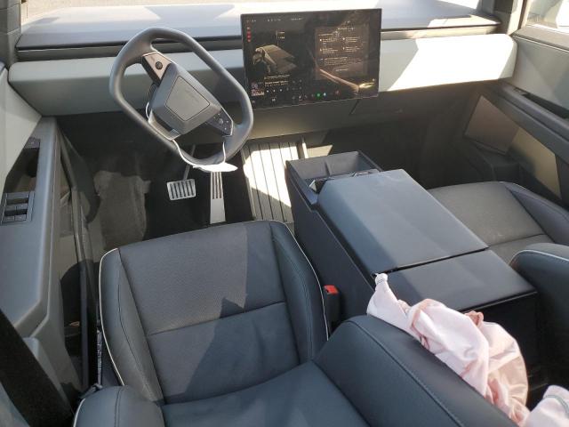 Photo 8 from auction – 2024 TESLA CYBERTRUCK with VIN 7G2CEHED6RA053352
