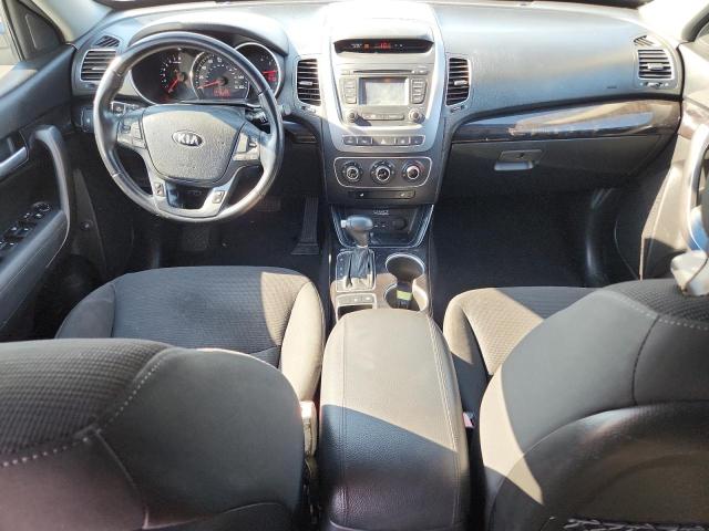 Photo 8 from auction – 2014 KIA SORENTO LX with VIN 5XYKT3A67EG426158