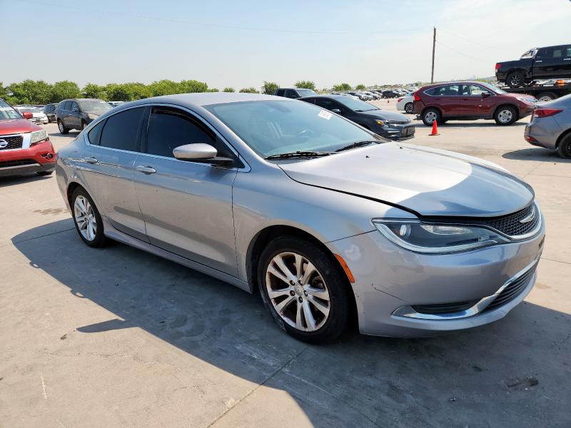 Photo 4 from auction – 2015 CHRYSLER 200 LIMITED with VIN 1C3CCCAB6FN642843