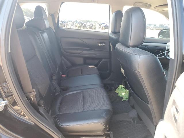 Photo 11 from auction – 2015 MITSUBISHI OUTLANDER with VIN JA4AD3A33FZ002892
