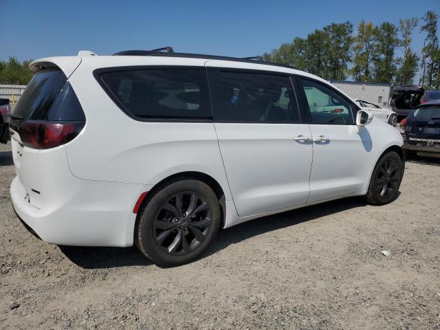 Photo 3 from auction – 2019 CHRYSLER PACIFICA L with VIN 2C4RC1GG0KR720303