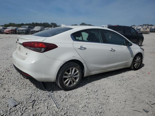 Photo 3 from auction – 2017 KIA FORTE LX with VIN 3KPFL4A73HE019262