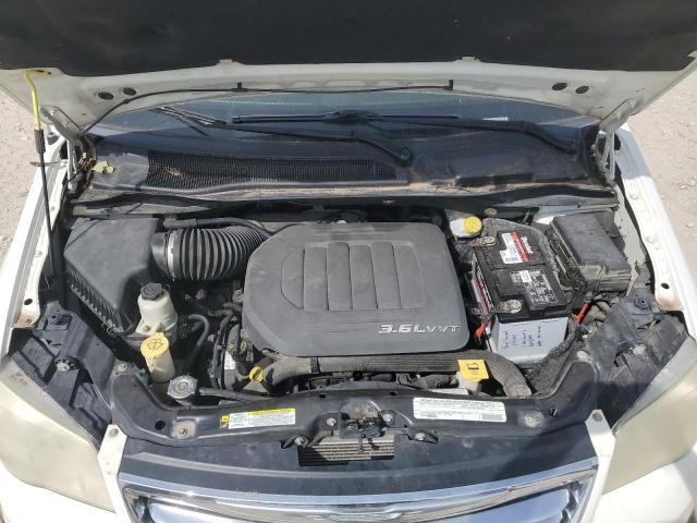 Photo 12 from auction – 2012 CHRYSLER TOWN & COU with VIN 2C4RC1BG7CR261036