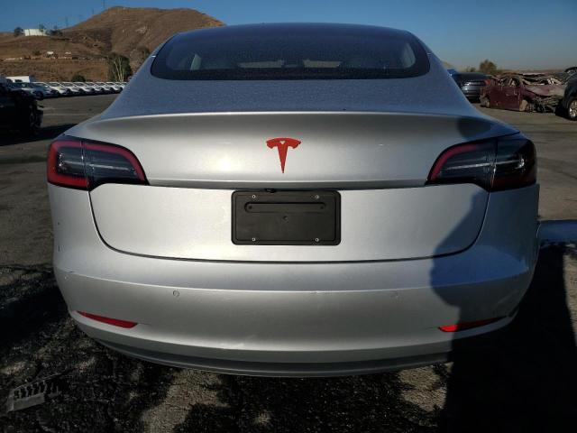 Photo 6 from auction – 2018 TESLA MODEL 3 with VIN 5YJ3E1EA7JF058745