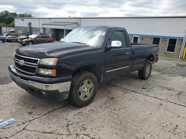 CHEVROLET SILVERADO 2006 with VIN 1GCEK14V06E252421 - Photo from auction