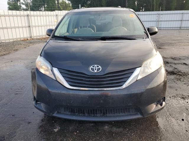 Photo 5 from auction – 2014 TOYOTA SIENNA LE with VIN 5TDKK3DC0ES502598
