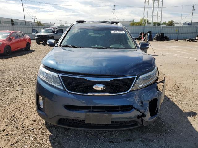 Photo 5 from auction – 2015 KIA SORENTO LX with VIN 5XYKTDA69FG564887