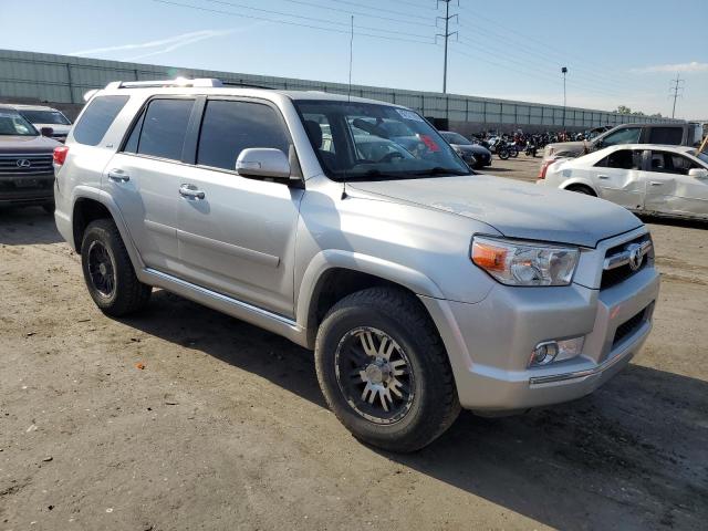Photo 4 from auction – 2013 TOYOTA 4RUNNER SR with VIN JTEBU5JR2D5117607