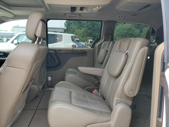 Photo 11 from auction – 2013 CHRYSLER TOWN & COU with VIN 2C4RC1GG2DR623901
