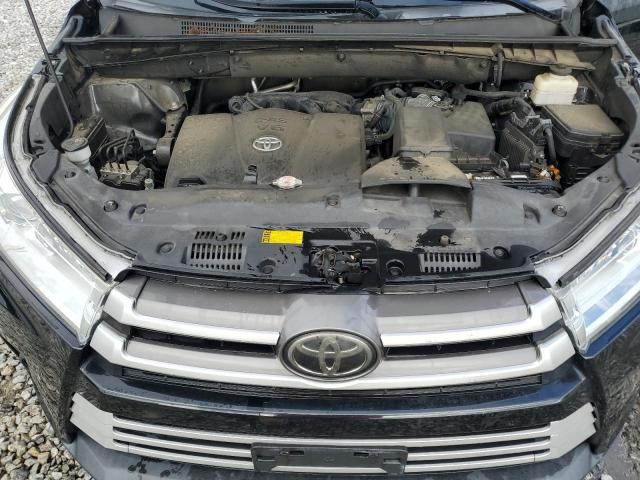 Photo 11 from auction – 2018 TOYOTA HIGHLANDER with VIN 5TDJZRFH8JS535636